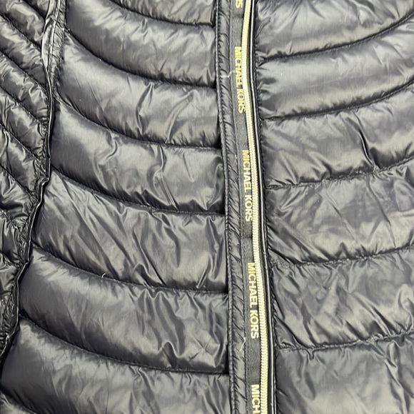 Michael Kors Down Coat, Detachable Hood, Dark Navy, Women's Petite Medum, NWT - Picture 4 of 8